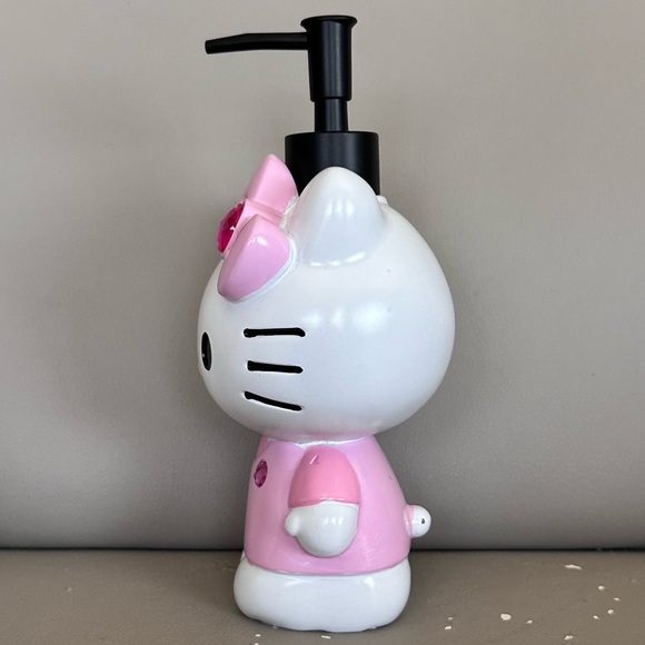 Hello Kitty 3D Kitty Lotion Pump - Pink Gemstone - Picture 2 of 4